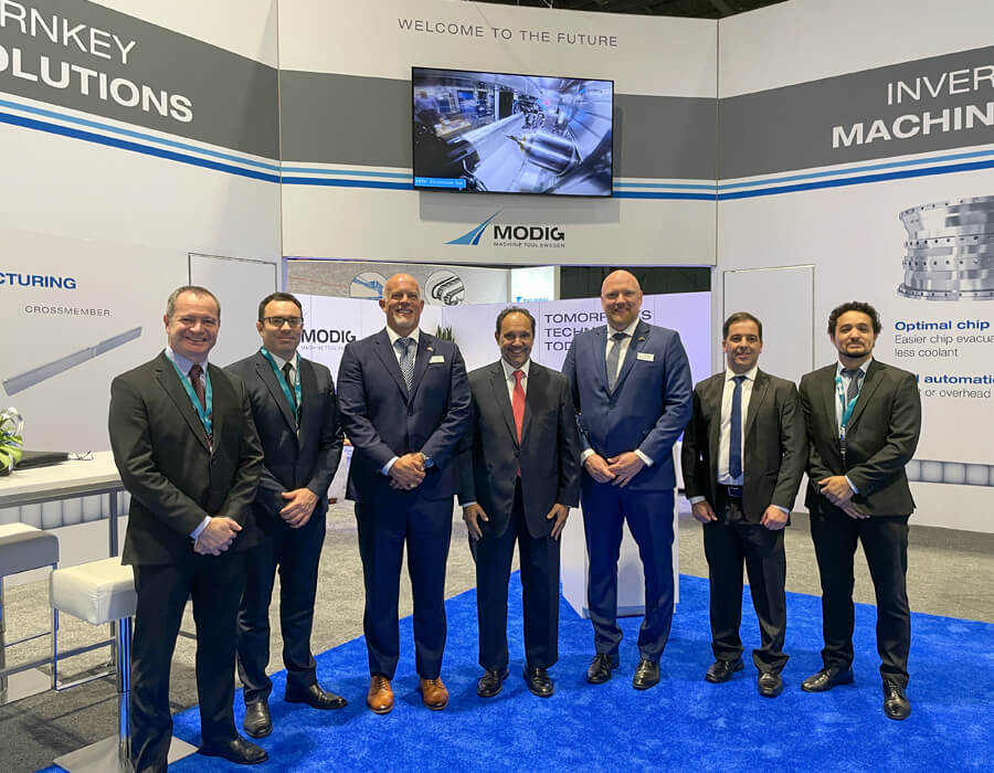 MODIG and MOLINARI, new distributor in South America, meet in MODIGS booth stand at IMT